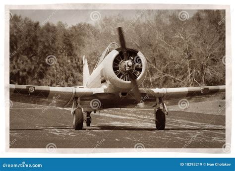 Vintage propeller airplane stock image. Image of front - 18293219