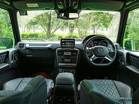 2015 Mercedes-AMG G63 interior review photo gallery