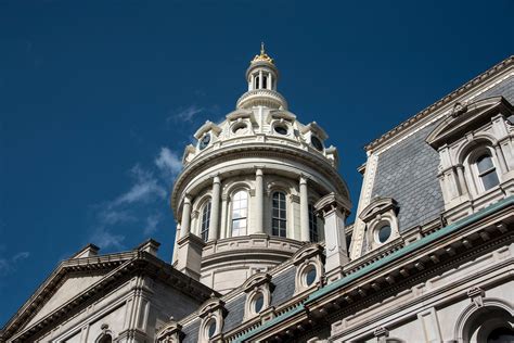 Baltimore City Hall — Cityscape Photo