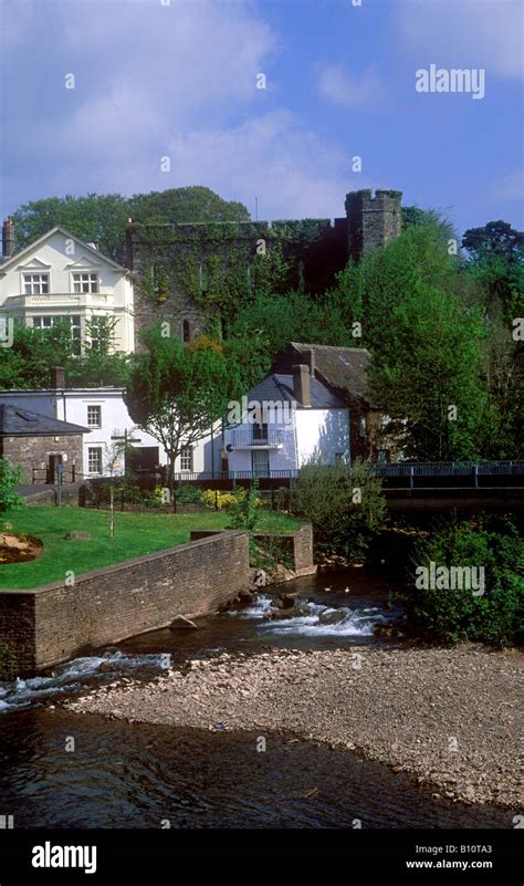 Brecon castle hotel hi-res stock photography and images - Alamy