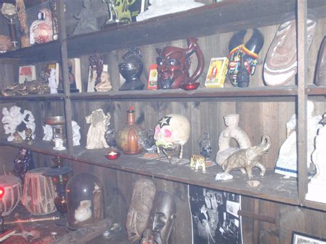 Inside Ed and Lorraine Warren's Occult Museum: A Horror News Network ...