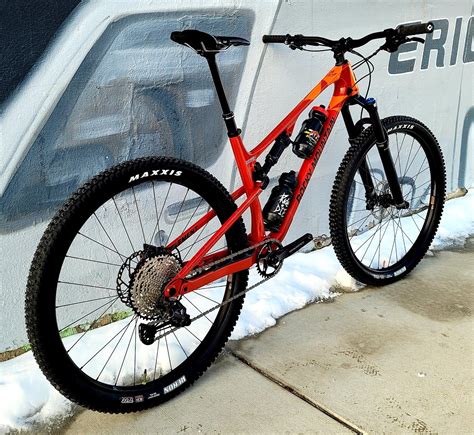 Rocky Mountain Element - teethandnails's Bike Check - Vital MTB