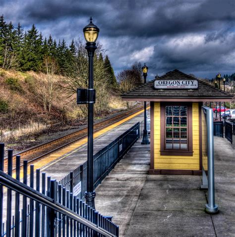 Thom Zehrfeld Photography : Train Station Art