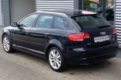 File:Audi A3 Sportback Ambition 1.4 TFSI S tronic Tiefseeblau Heck.JPG - Wikimedia Commons