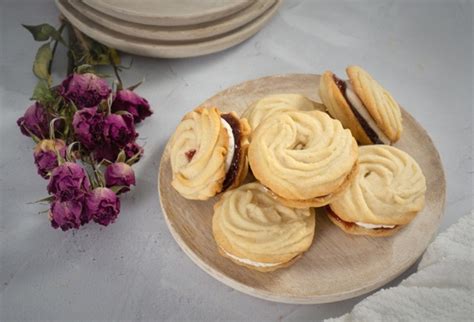 Viennese Whirls - Global Bakes