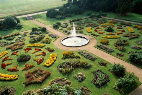 Parterre gardens | English Heritage