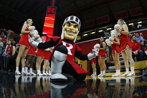 WATCH: Rutgers' Scarlet Knight mascot stars in hilarious 'SportsCenter ...