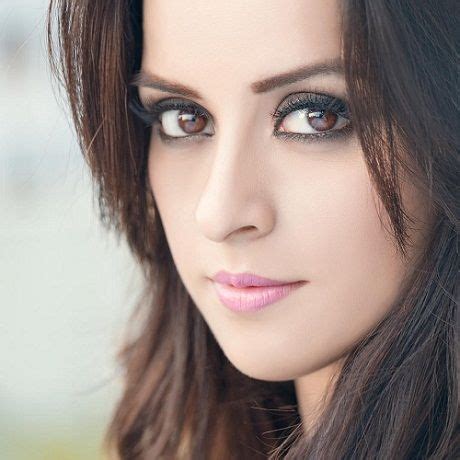 Ekta Kaul (Actress) Age, Husband, Family, Biography & More » StarsUnfolded