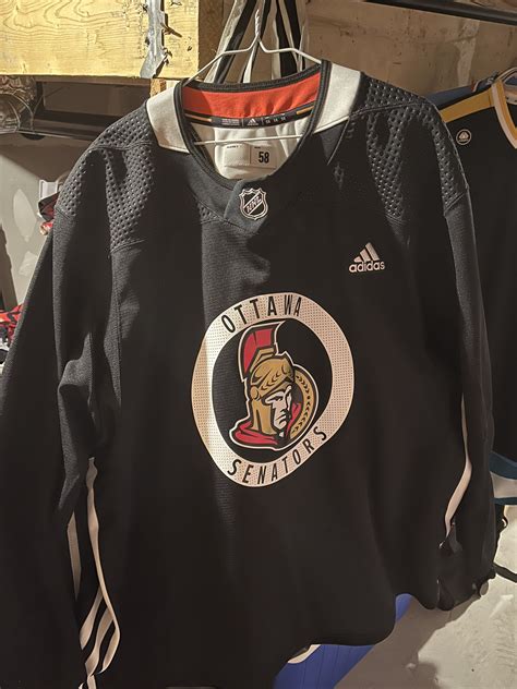 Ottawa Senators Team Issued Practice Jersey | SidelineSwap