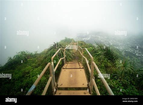 Stairway to Heaven Hike Stock Photo - Alamy