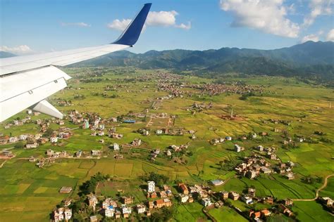 How to travel from Kathmandu Airport to Pokhara city of Nepal