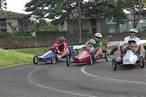 Box Car Racing at Race World Hawaii - Pulpconnection