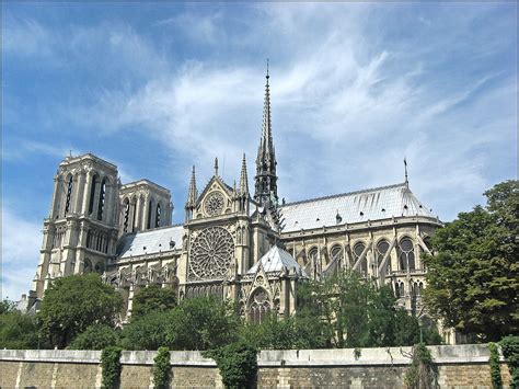 Notre-Dame de Paris - Wikipedia