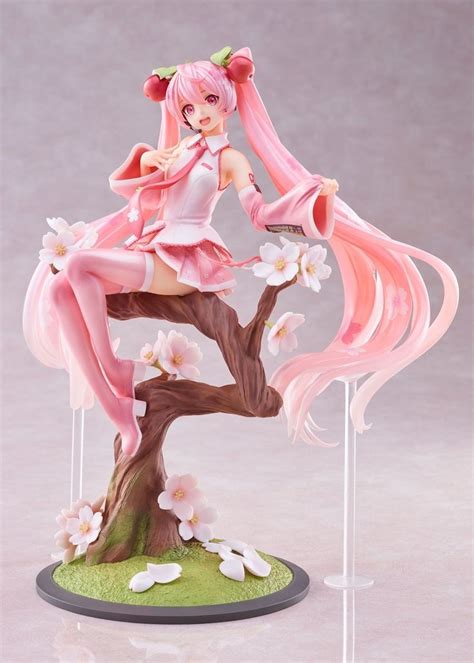 [Pre-order] Hatsune Miku - Sakura Miku (Sakura Fairy ver.) 1/7 Scale ...