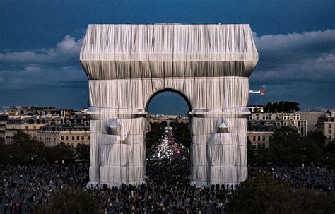 CHRISTO AND JEANNE-CLAUDE — Parley — Parley