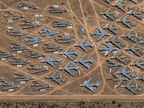 Aerial Photos by Bernhard Lang Capture the Largest Aircraft Boneyard in ...