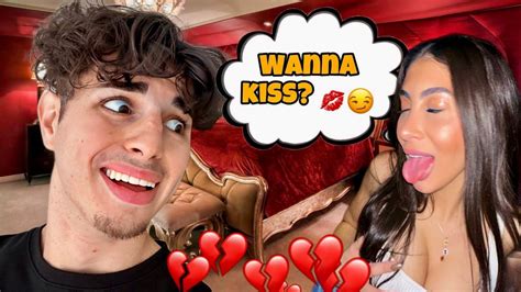 MEETING UP WITH MY EX-GIRLFRIEND AFTER 5 YEARS!! - YouTube