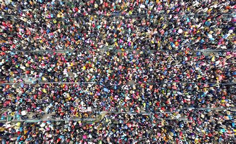 Chinese New Year: Massive Crowds Stuck at Train Stations | TIME