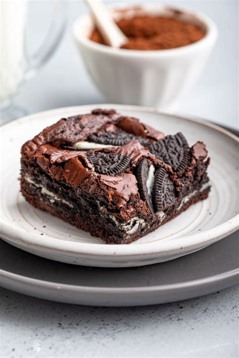 The BEST Oreo Brownies Recipe - Confessions of a Baking Queen