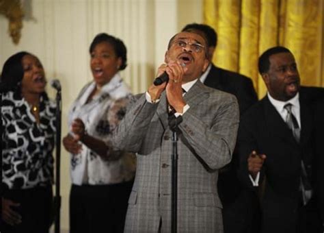 Walter Hawkins, Grammy Award-Winning Gospel Singer, Dies at 61 - CBS News