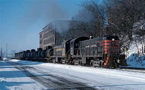 Classic Maine Central - Trains & Railroads of the Past