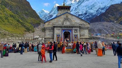 Portals of Kedarnath Dham to be shut for winter today