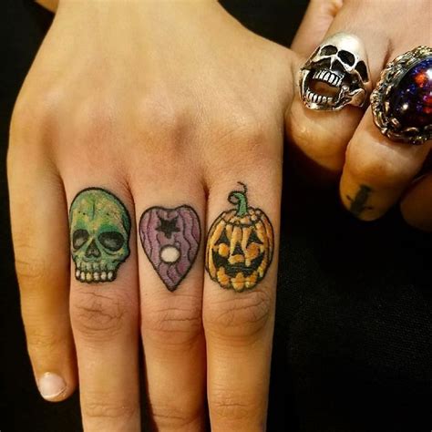 13 tiny Halloween tattoos that are way more edgy than scary Mini Tattoos, Small Hand Tattoos ...