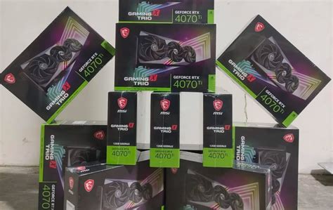 La NVIDIA RTX 4070 Ti bat la RTX 3090 Ti dans Octanebench avec à peu ...