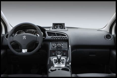 2011 Peugeot 3008 HYbrid4 | Top Speed