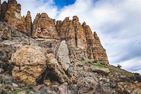 The John Day Fossil Beds in Oregon—Painted Hills, Sheep Rock & Clarno