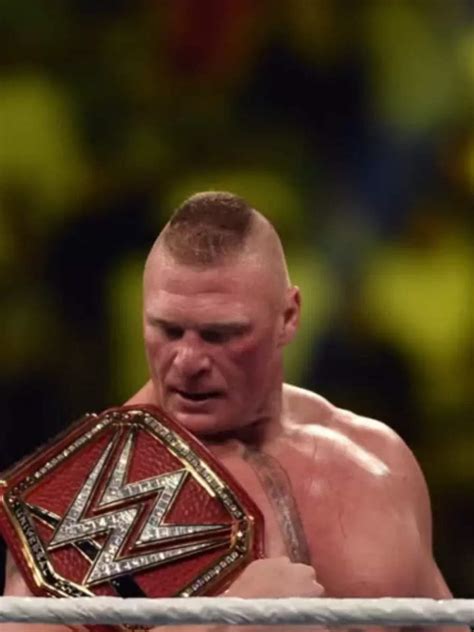 2 WWE superstars who defeated Brock Lesnar to become Universal Champion ...