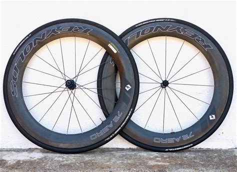 Reynolds 72 Aero Rim Brake Road Wheelset 700c Carbon Clincher Shimano 11 Speed | Bikeraider