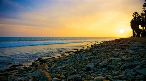 Ventura Pier Beach in Ventura, CA - California Beaches