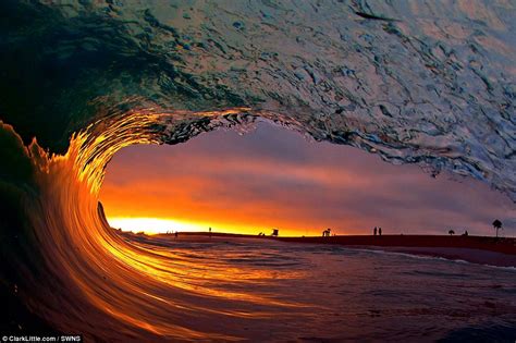 Revealed: How surfer-photographer captures the precise moment the world's biggest waves break ...