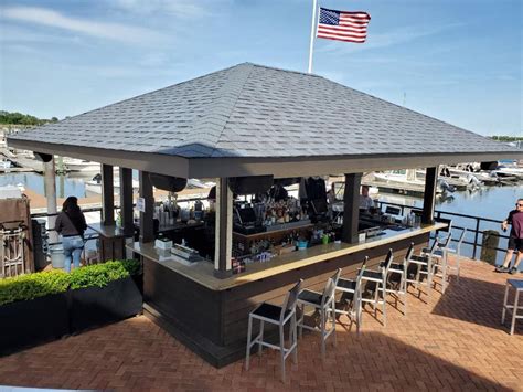 Marina Cafe gets into a summer groove for shore-loving al fresco fans ...