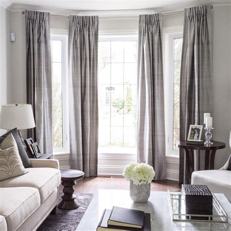 20+ High Ceiling Window Curtains Ideas - DECOOMO