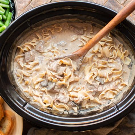 Slow Cooker Sour Cream Beef Stroganoff - The Magical Slow Cooker