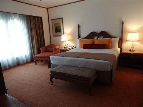 Book Taj Coromandel (A Taj Hotel) , Chennai - Reviews, Photos & Rates | Via.com