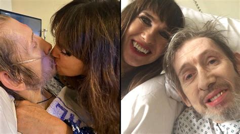 Shane MacGowan's wife shares heartbreaking update on star's health from hospital - TrendRadars