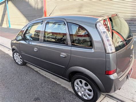 Chevrolet Meriva Premium 1.8 - Alfa Veículos 10 Anos no mercado