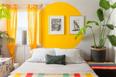 Yellow Bedroom Decor Ideas | www.cintronbeveragegroup.com