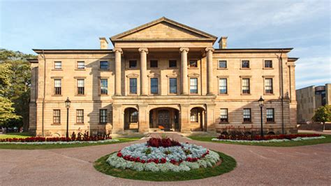 The perfect selfie in Charlottetown - Charlottetown Inn & Conference Centre, PEI