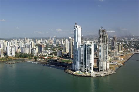 Panama Canal & City Full-Day Tour