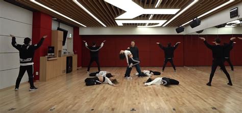 JYP shows off his 'Fever' dance practice video | All Access Asia