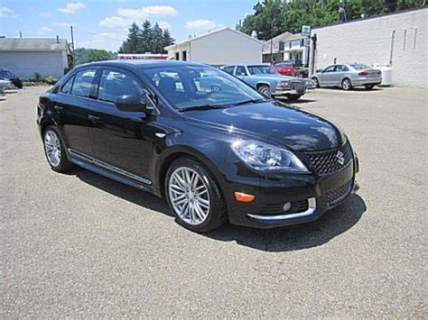 2012 Suzuki Kizashi Sport GTS AWD Data, Info and Specs | GTCarLot.com