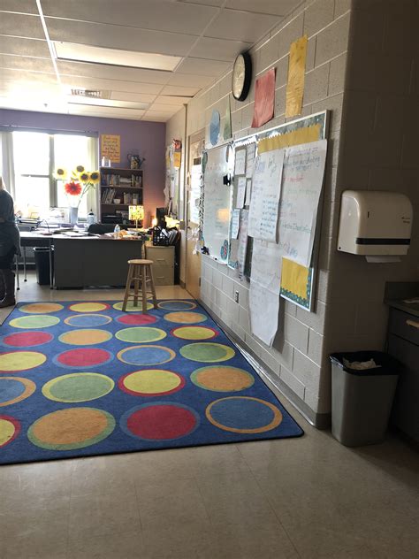 Pin by Megan Campbell on Classroom ️ | Home decor, Kids rugs, Contemporary rug