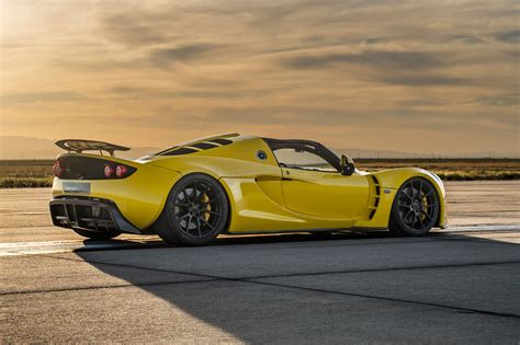 Hennessey Venom GT Spyder Sets New Top-Speed Record | Automobile Magazine