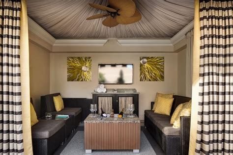 Las Vegas Pool Cabanas and Daybeds | Private Cabanas