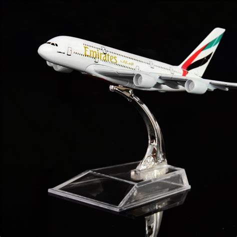 1:400 16cm The United Arab Emirates Airbus A380 Metal Airplane Model Office Decoration Toy Gift ...