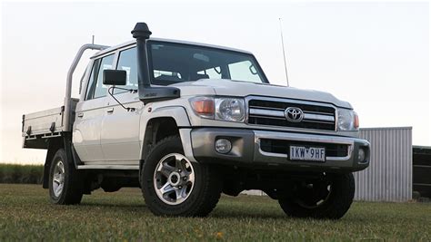 Land Cruiser 79 Series GXL dual-cab 4WD 2018 off-road review